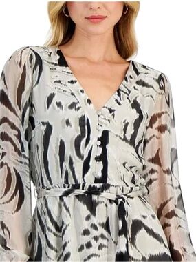 Guess Marcelle Dress Sz M V-Neck Sheer Sleeve Tie Waist Black Gray White | EUC